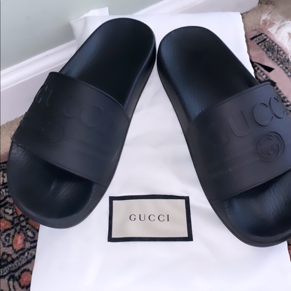 New women size 5 Gucci slides